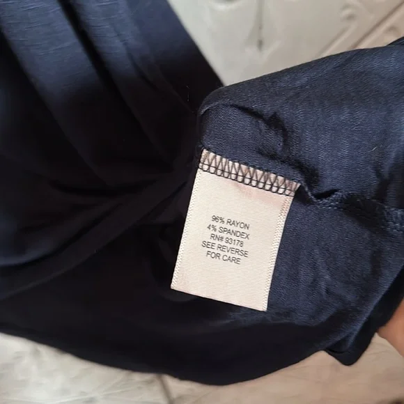 Philosophy dark blue soft tank - Picture 5 of 7